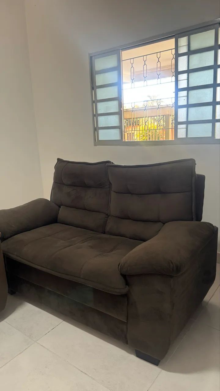 Conjunto de Sofá 3 e 2 Lugares Suede Marrom - Impecável e Muito Firme! - Foto 3