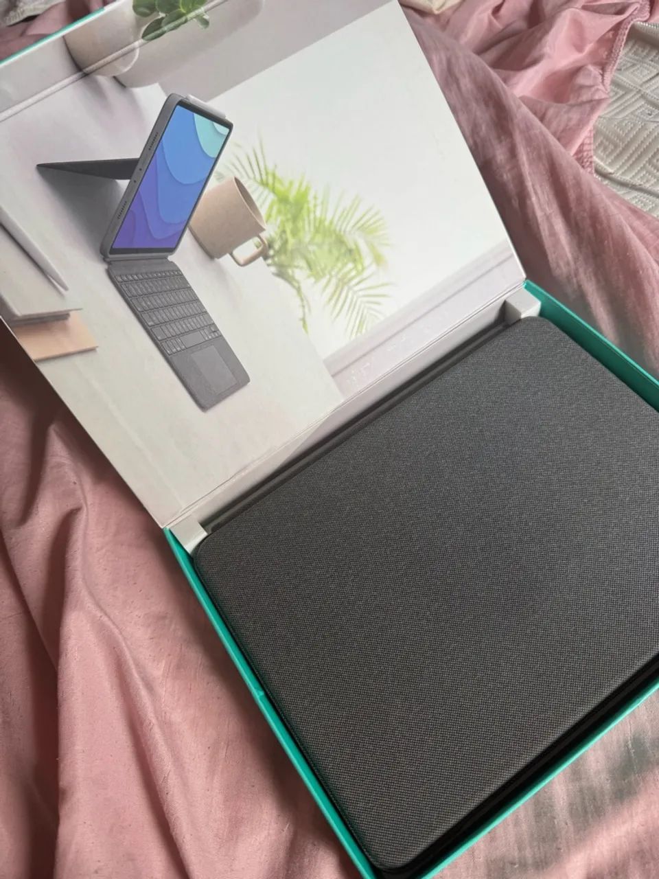 Capa ipad 11 pol con teclado logtech - Foto 2