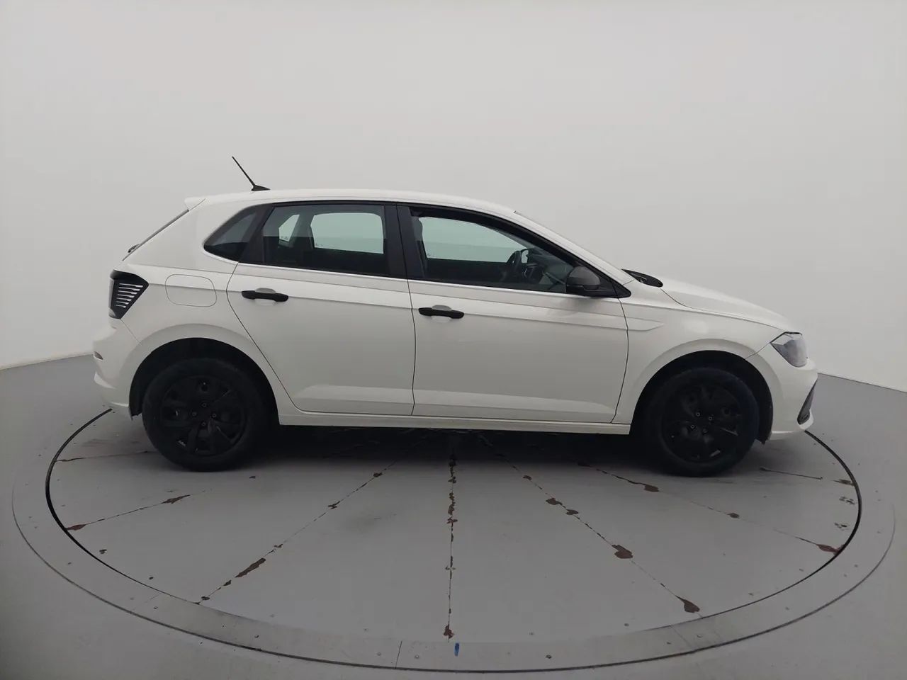Volkswagen Polo Track 1.0 Flex 12V 5p, foto 6 de 18