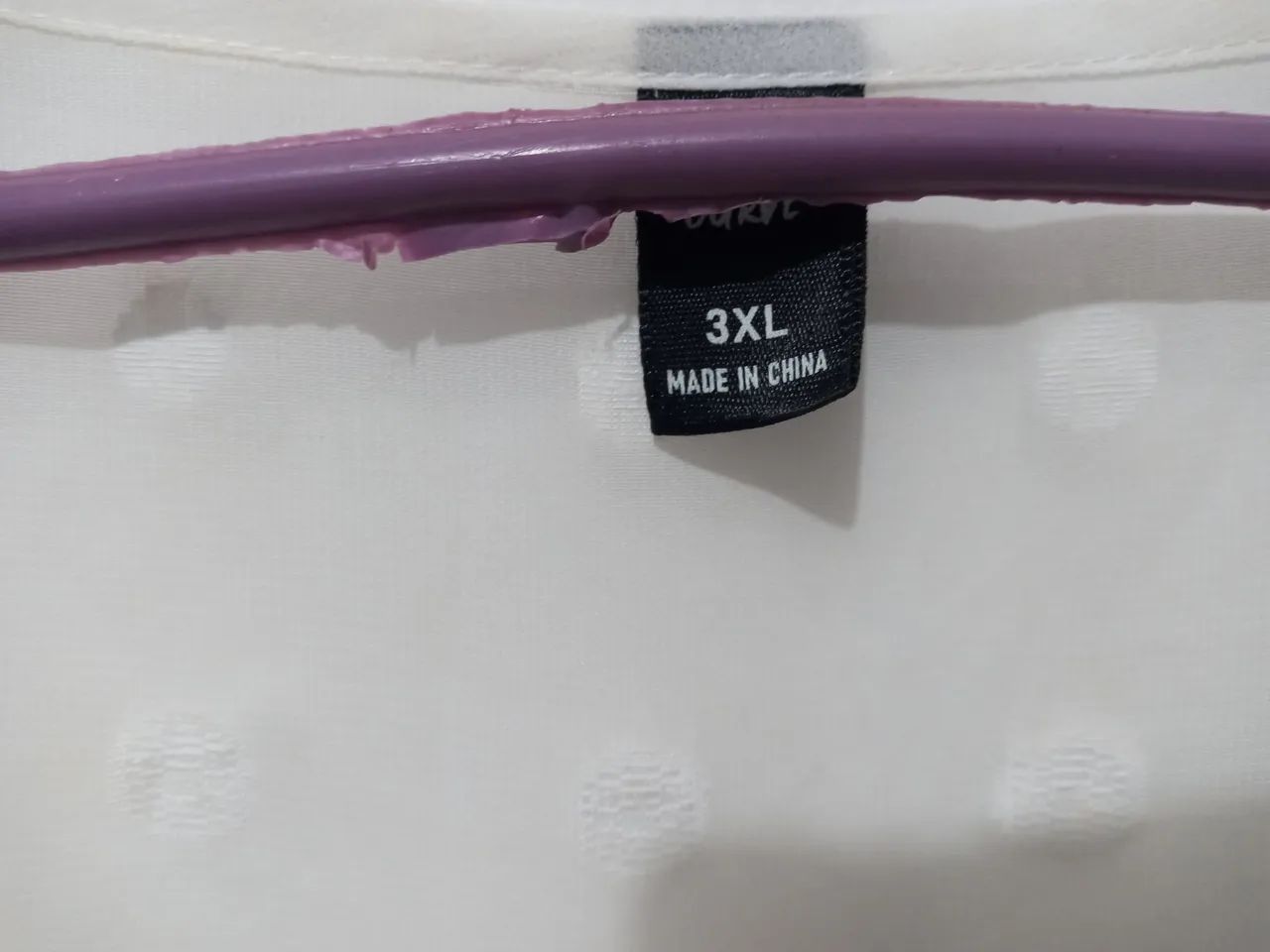 Blusa Branca - Poá com Forro  - Foto 3