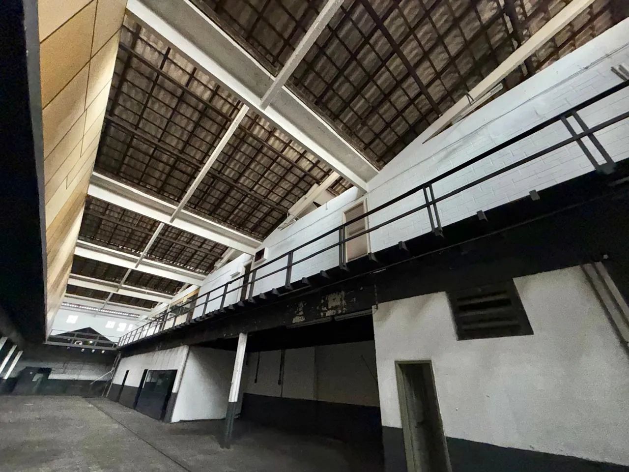 Galpão com 1140 m² para aluguel no Barrio Maria da Graça. - Foto 4