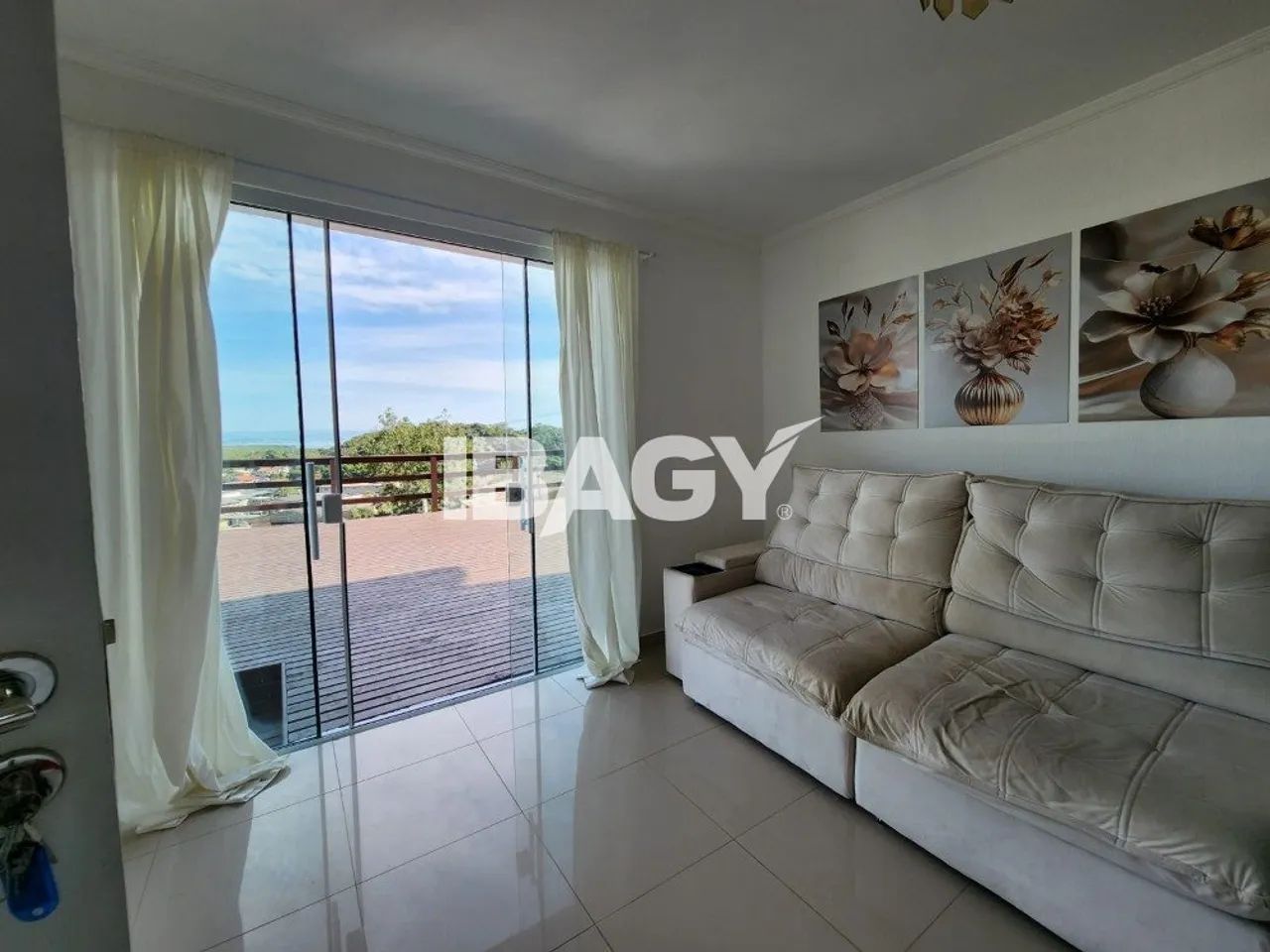 Excelente Casa 4 dormitório(s) em Rio Tavares - Florianópolis - Foto 5