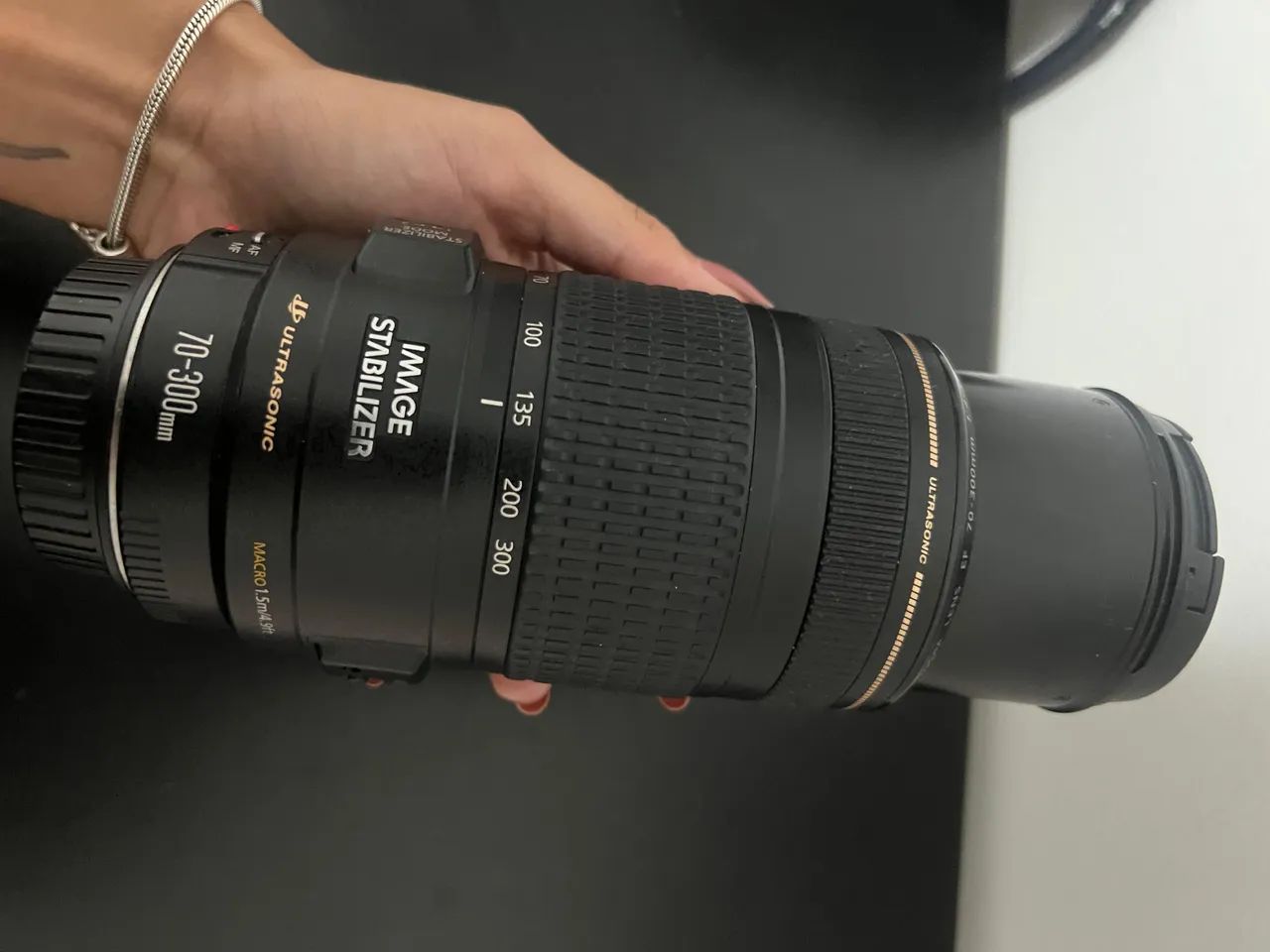 À Venda - Lente Canon EF 70-300mm IS USM  Excelente oportunidade 