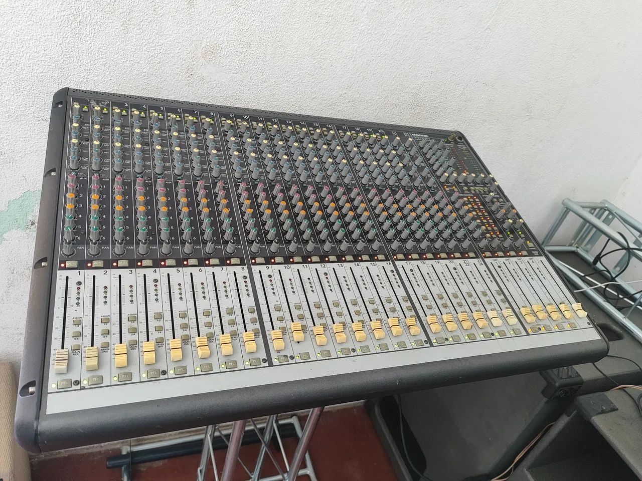 Mesa de Som  Mackie Onyx 24.4,  - Foto 3