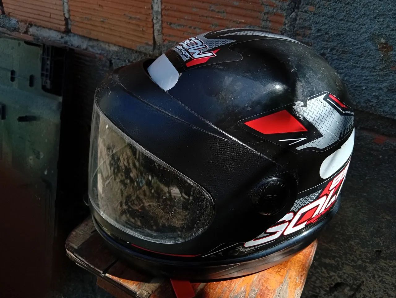 Capacete de motoqueiro gow semi novo  - Foto 2