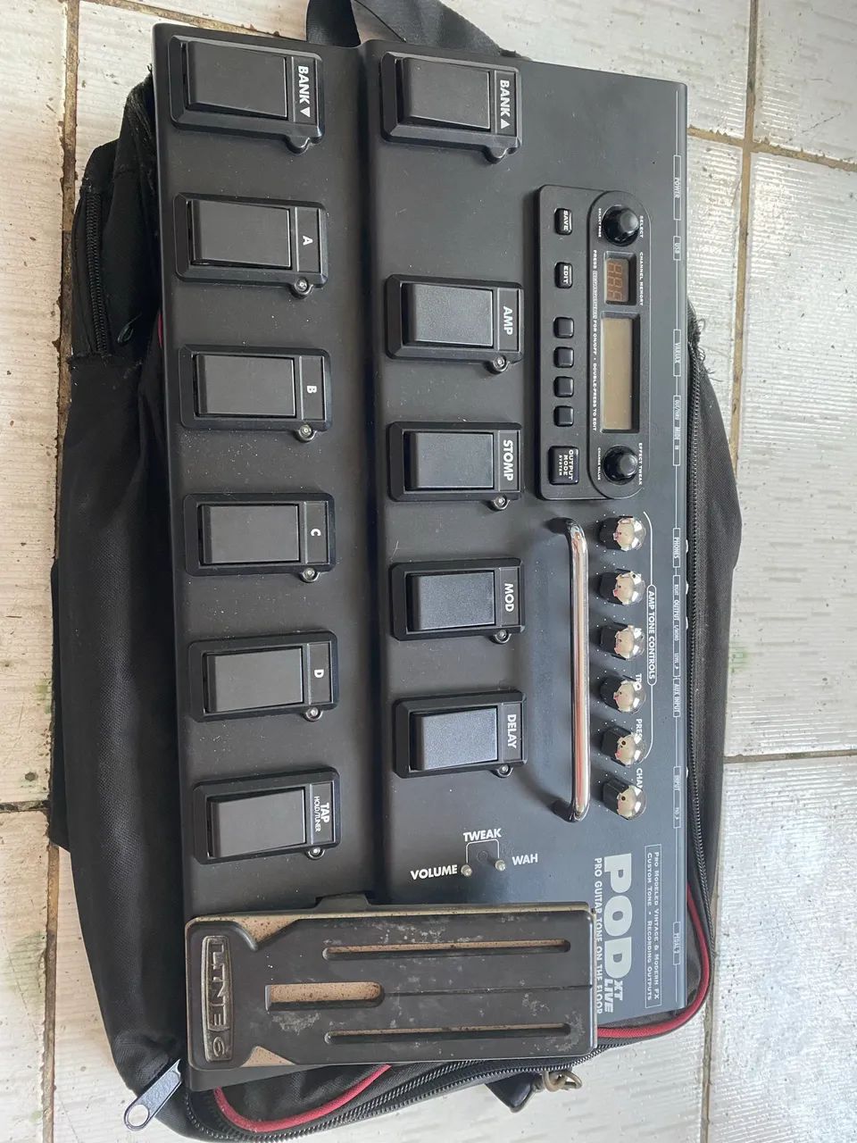 Pedaleira POD XT LIVE LINE6  - Foto 2