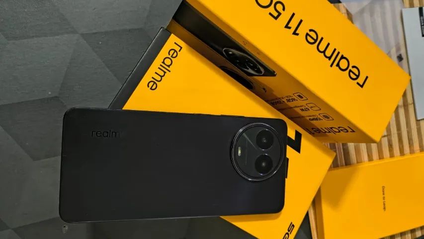 Celular Realme 11 5G e com NFC - Foto 5