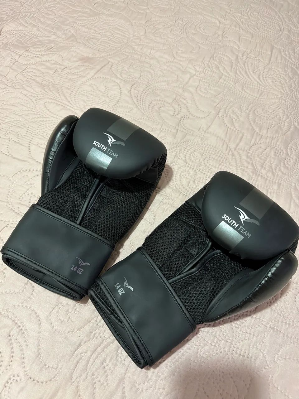 Luvas De Boxe Muay Thai Preta 14OZ - Foto 2