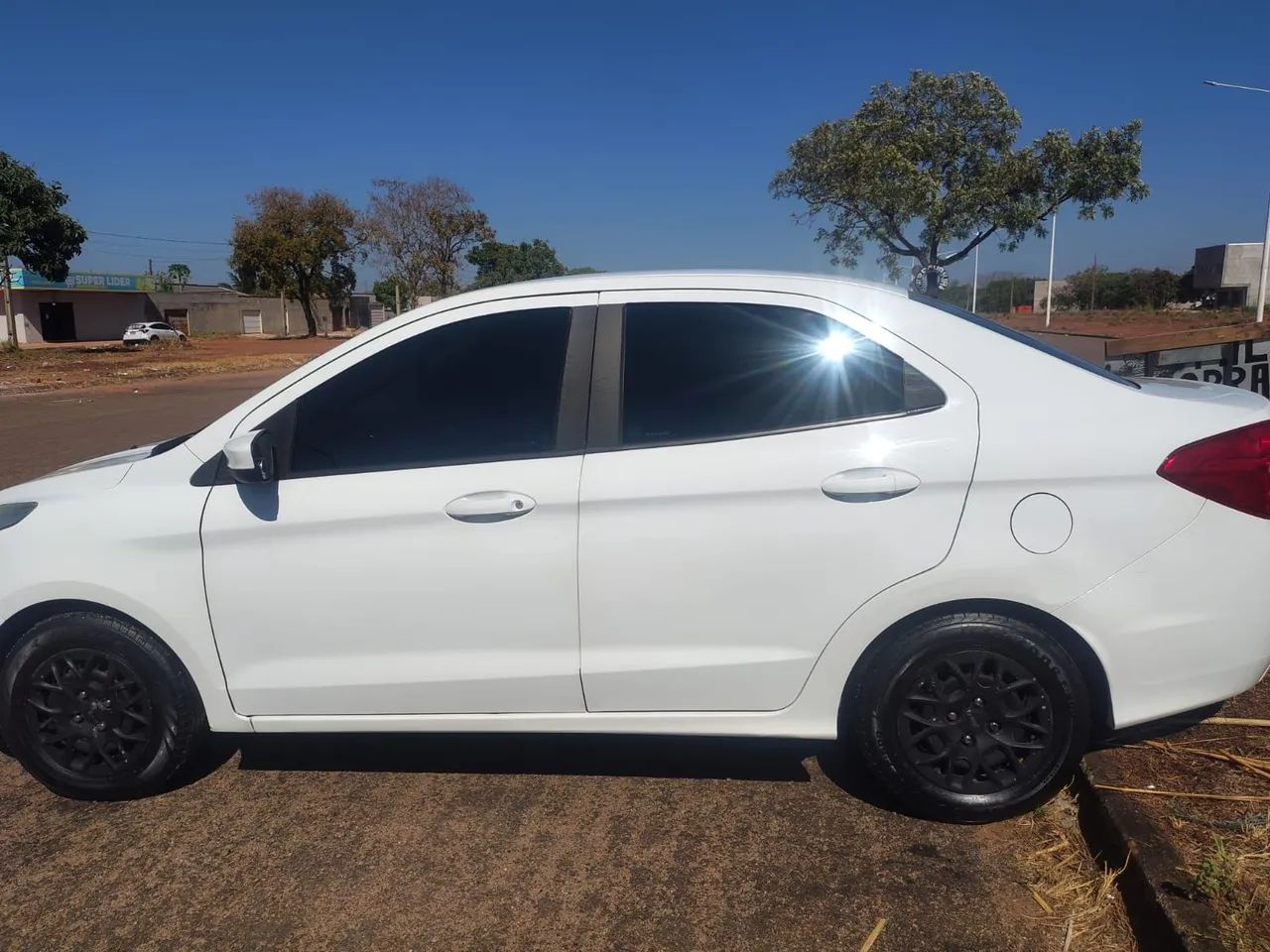 Ford KA+ Sedan 1.5 16V Flex 4P 2015 - Foto 5