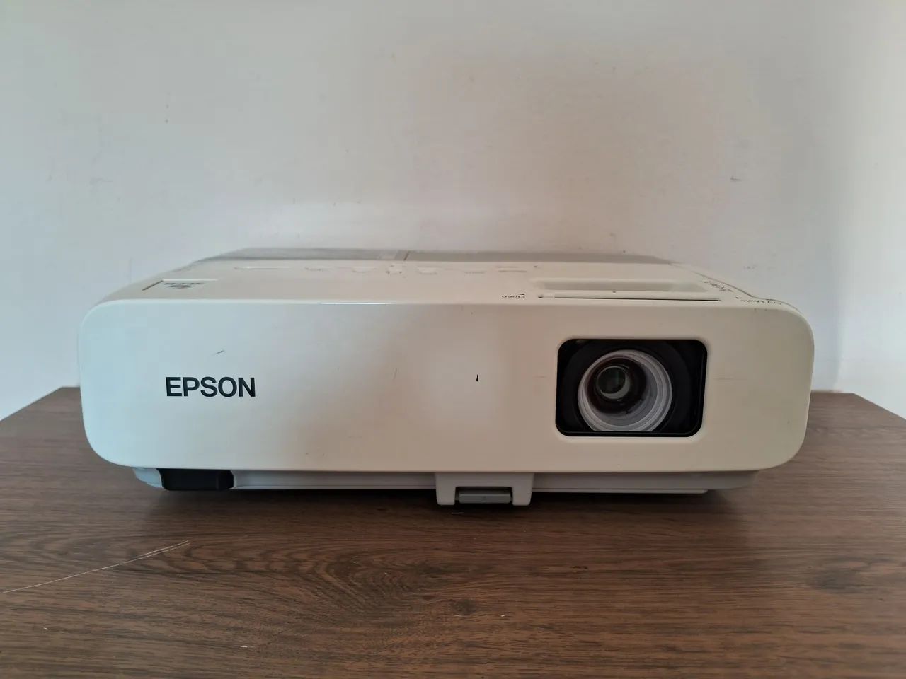 Projetor  Epson  824+