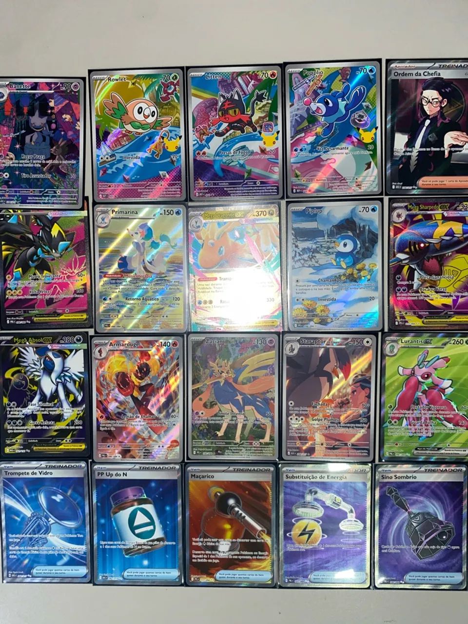 Vendo combo de cartas Pokémon