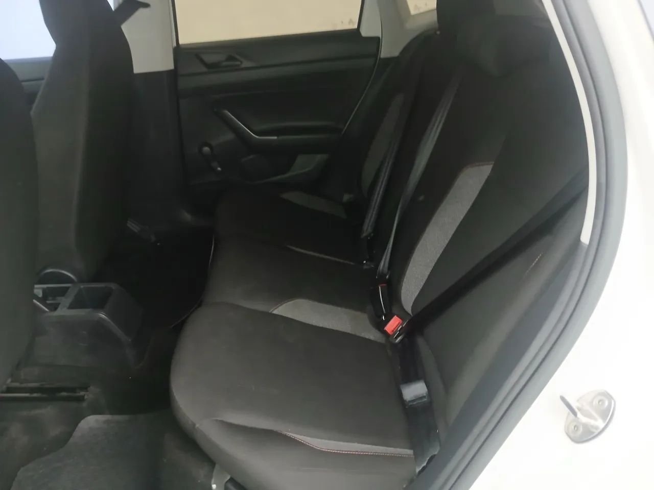 Volkswagen Polo 1.0 MPI Flex 12V 5p, foto 17 de 18
