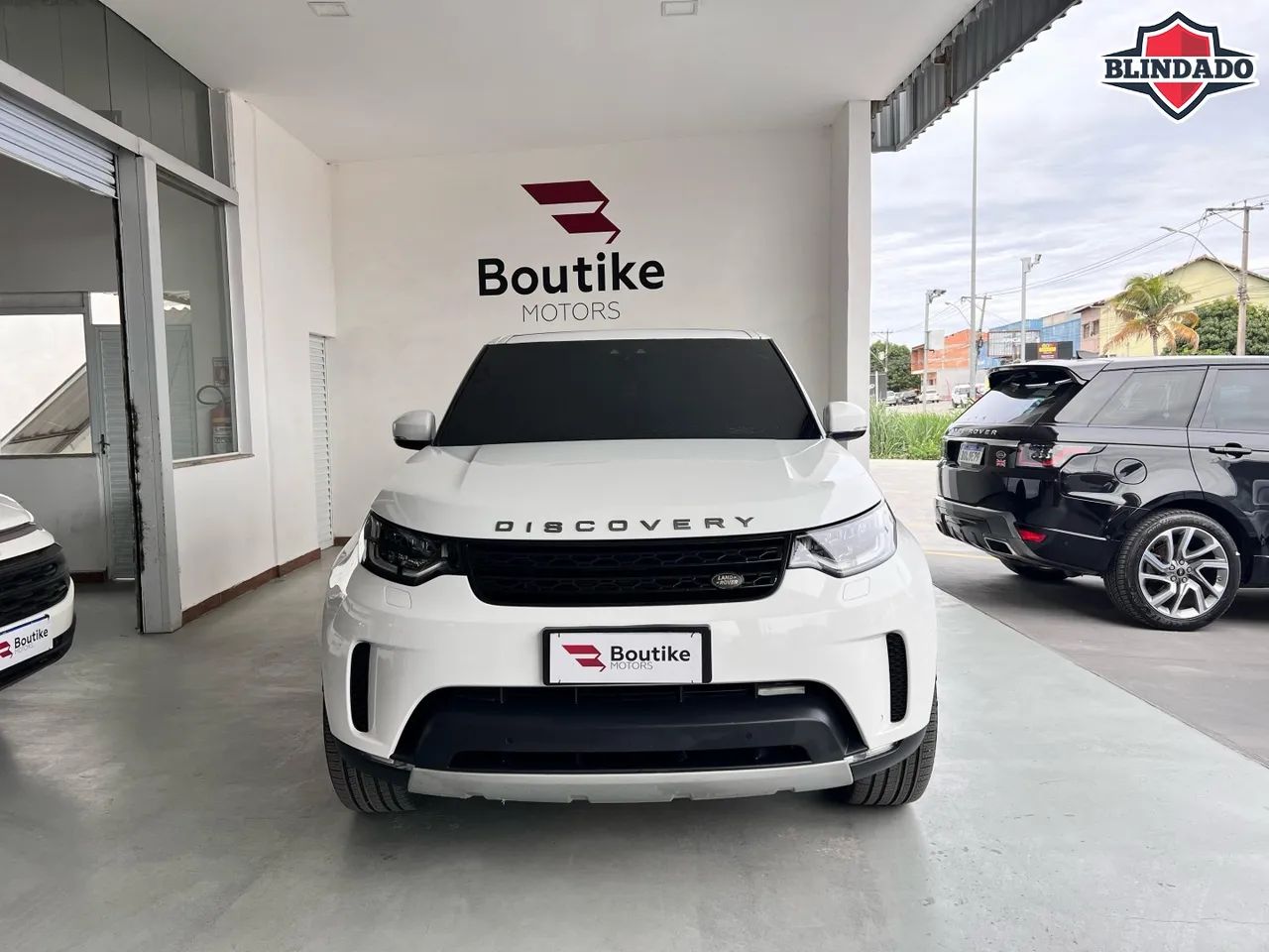 Land Rover Discovery 2019