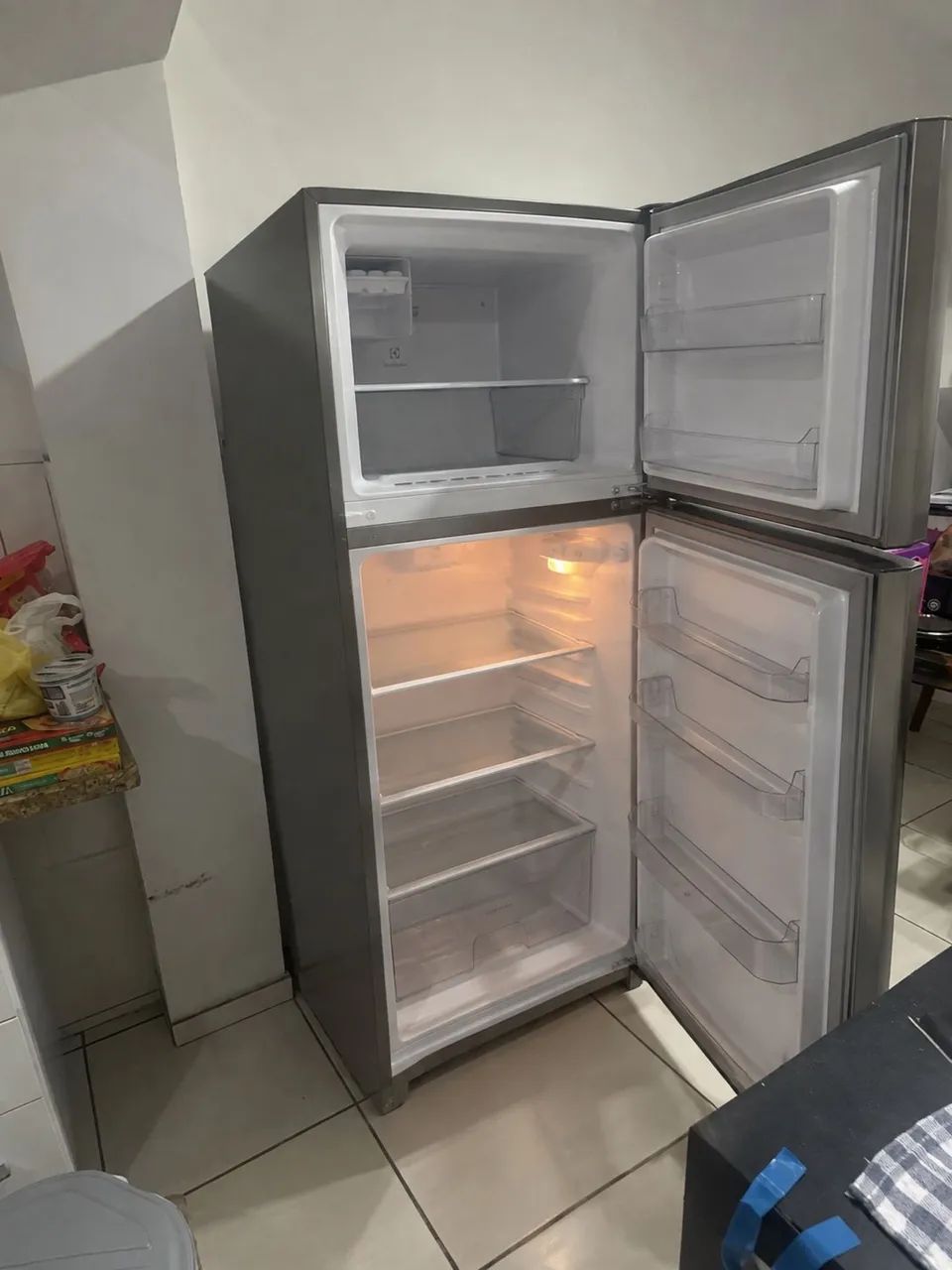 vendo essa geladeira 