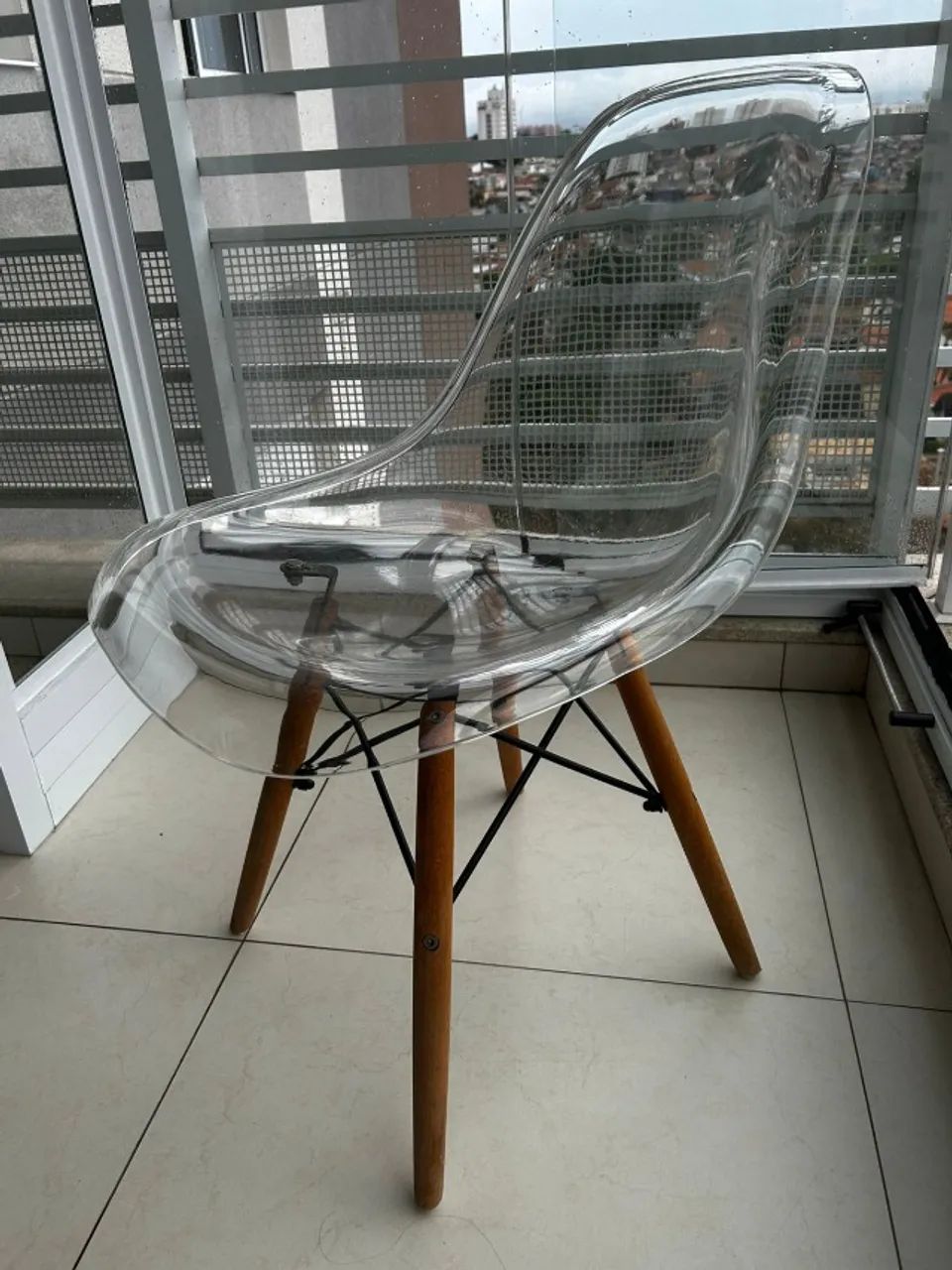 Cadeira Charles Eames Eiffel Transparente - Foto 3