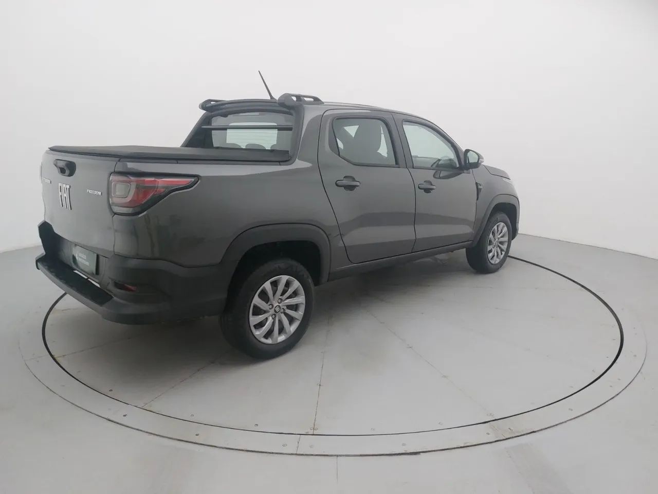 Fiat Strada Freedom 1.3 Flex 8V CD, foto 5 de 18