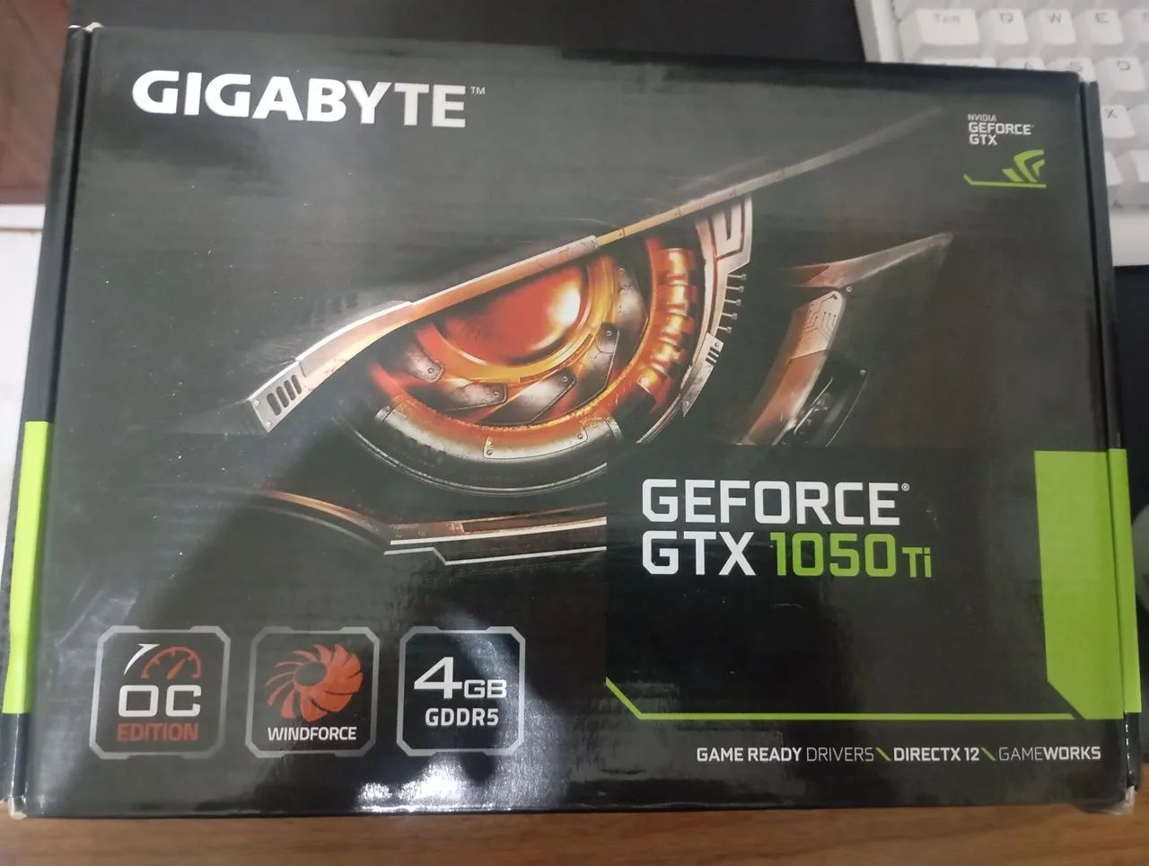 GTX 1050ti 4GB COM DEFEITO 