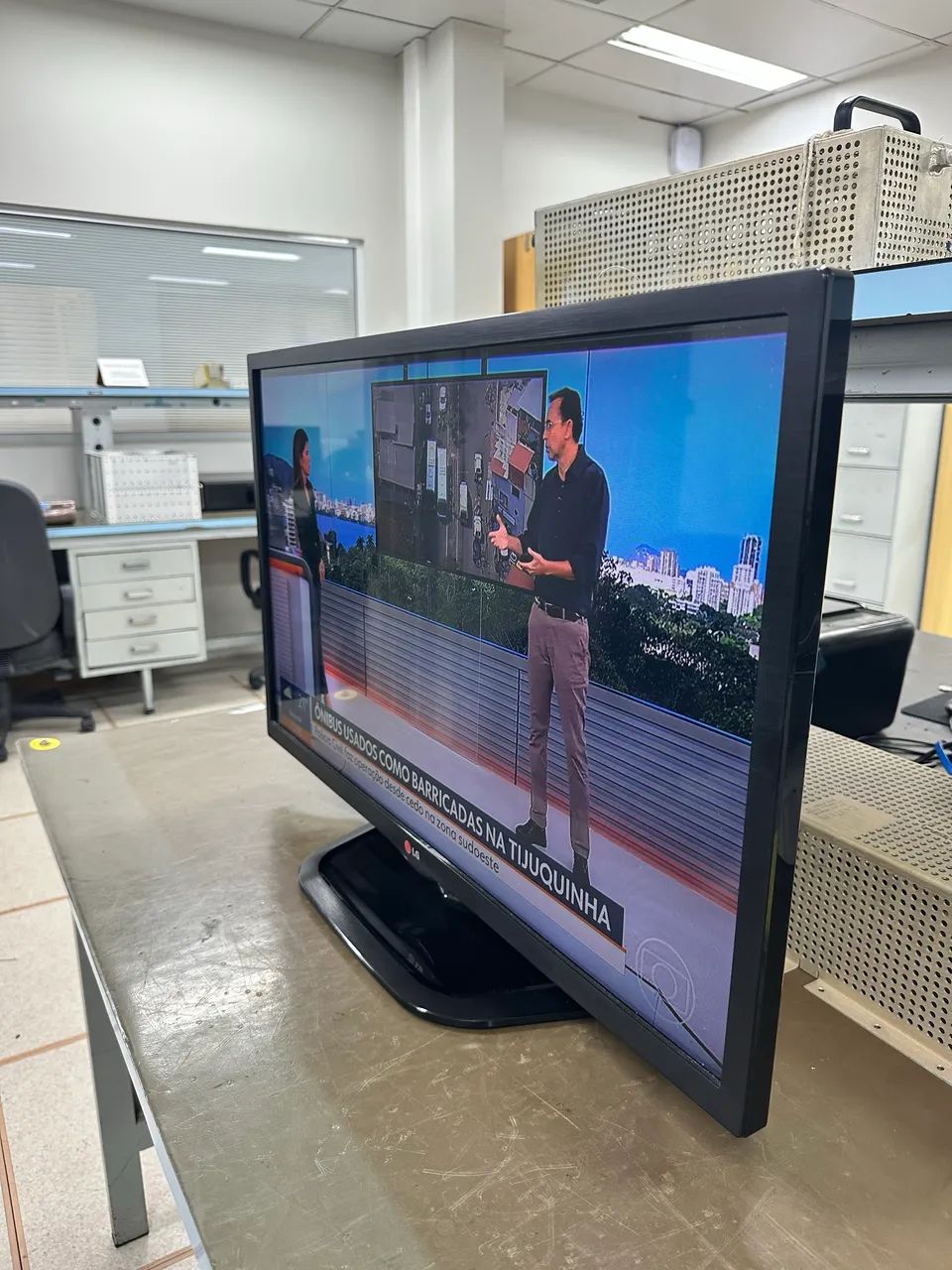 TV 32 polegadas LG LED em excepcional estado de conservação  - Foto 3