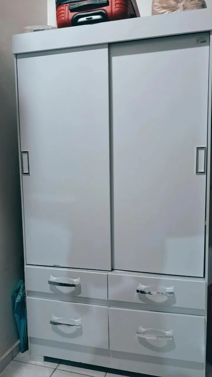 Guarda roupa 