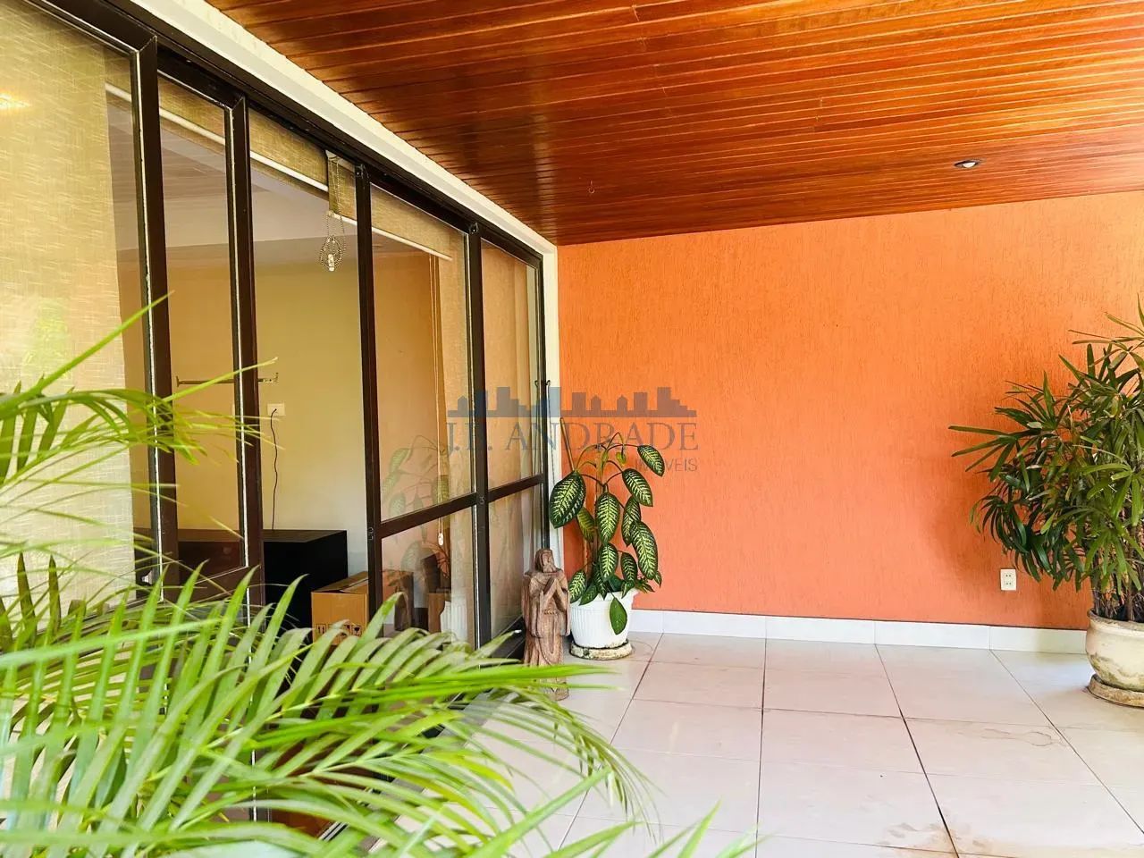 Jardim Oceânico| 176m² | 3 quartos | 1 Suíte I 2 Vagas. 2