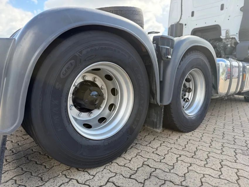 Mercedes-Benz Actros 2548 LS 6x2 | Selectrucks. - Foto 7