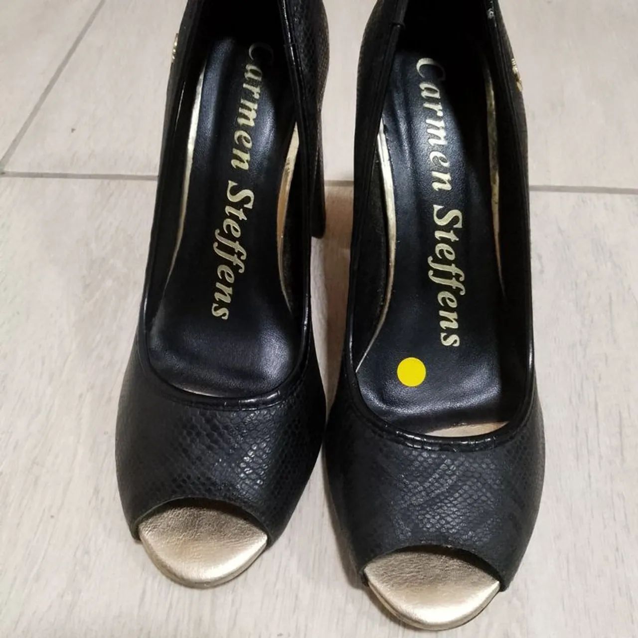 Sapato Carmen Steffens 37