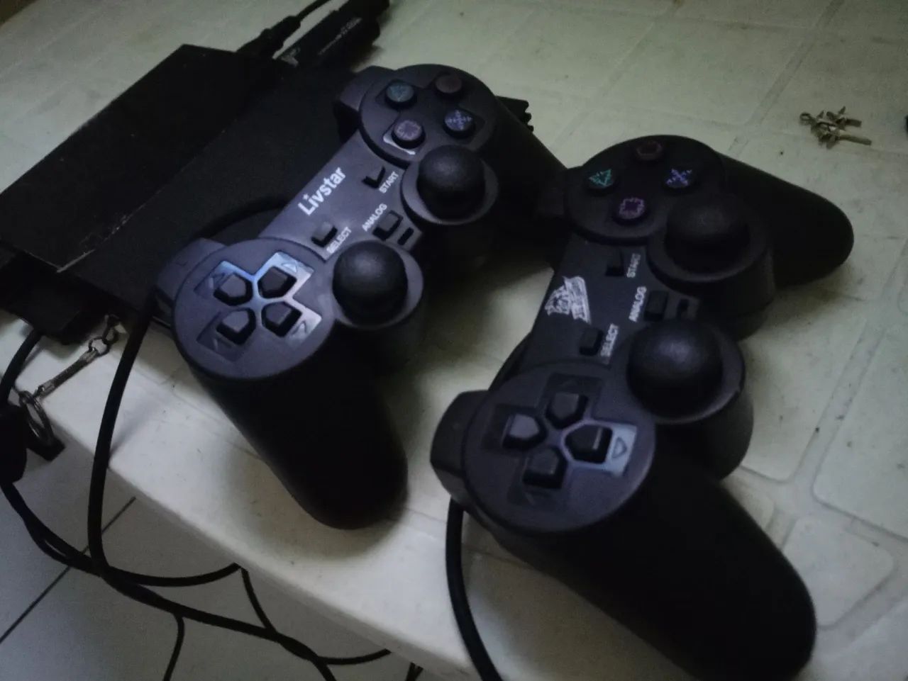 Kit com 2 controle para PS2  - Foto 3