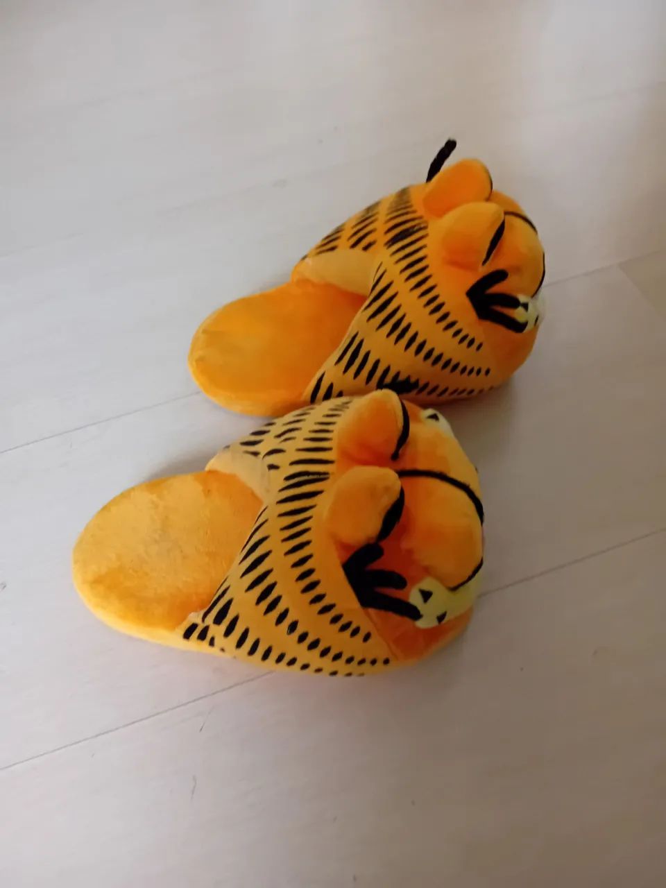 Pantufa do Garfield  nr 33/34  - Foto 3