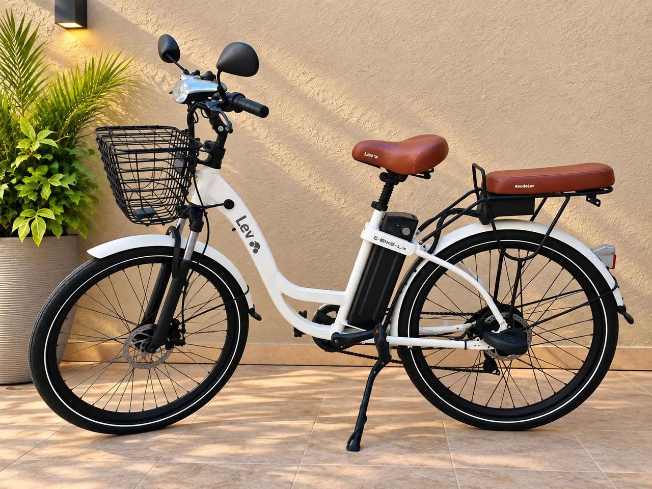 Vendo bicicleta elétrica Lev excelente estado!  - Foto 2