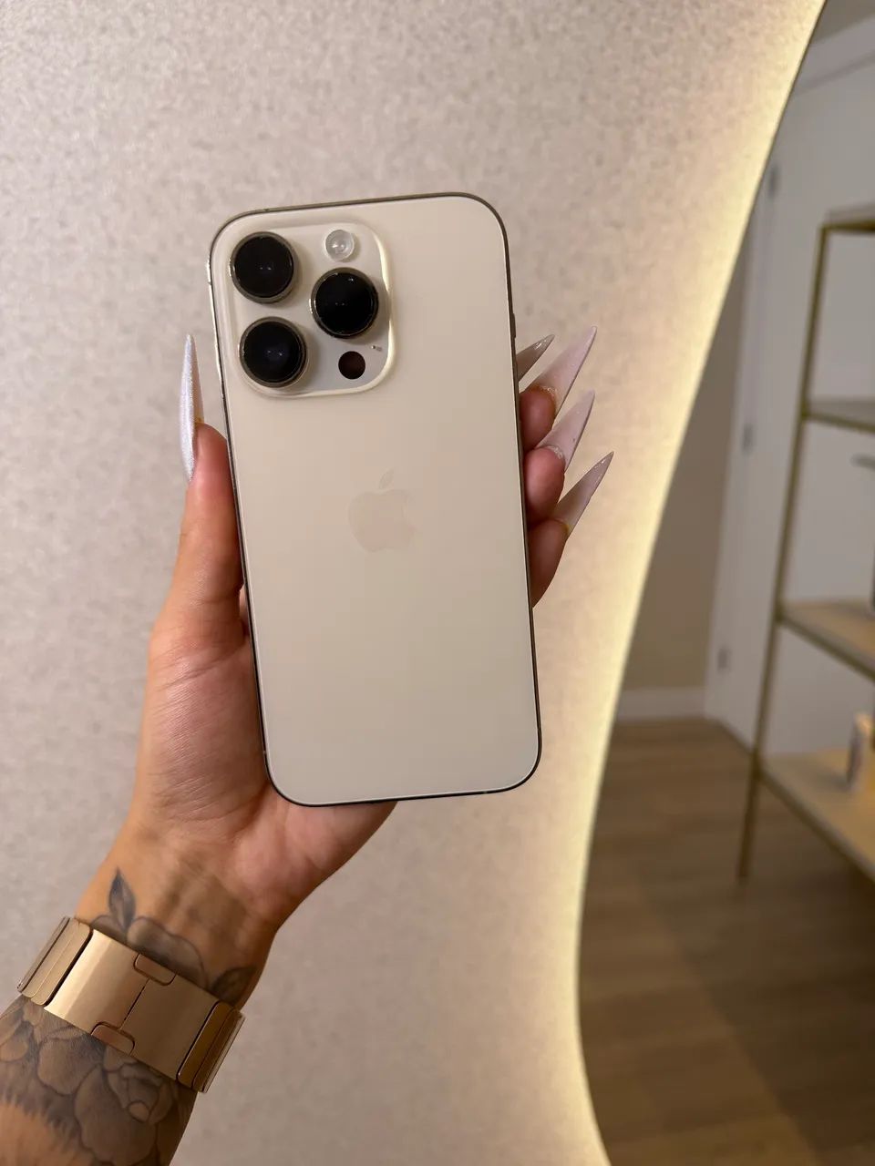 iPhone 14 Pro 128GB Gold  - Foto 2