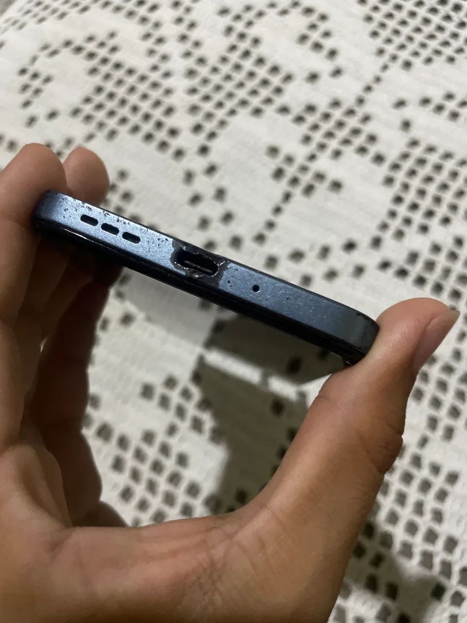 Redmi 13c  8 de ram usado com problema de carregamento  - Foto 2