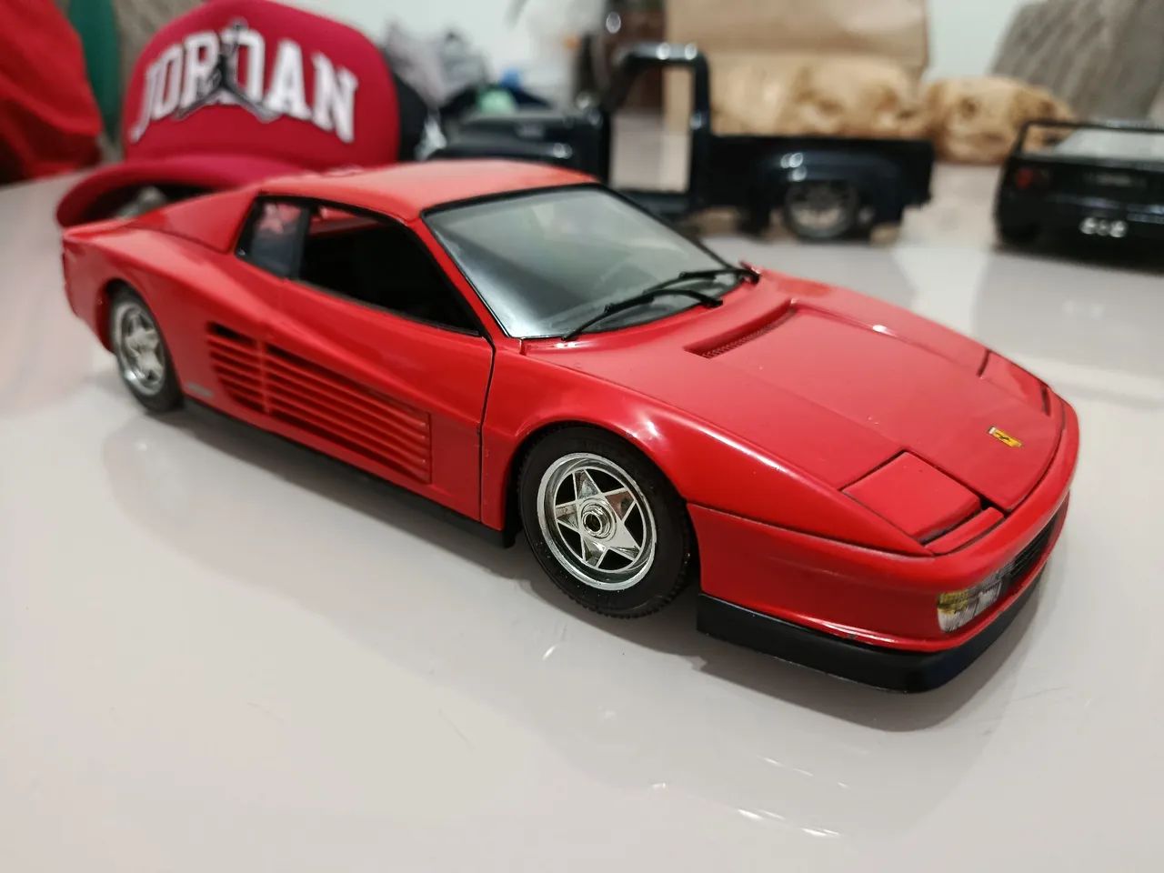 Burago Ferrari Testarossa 1989 1/18 箱無し Burago Ferrari