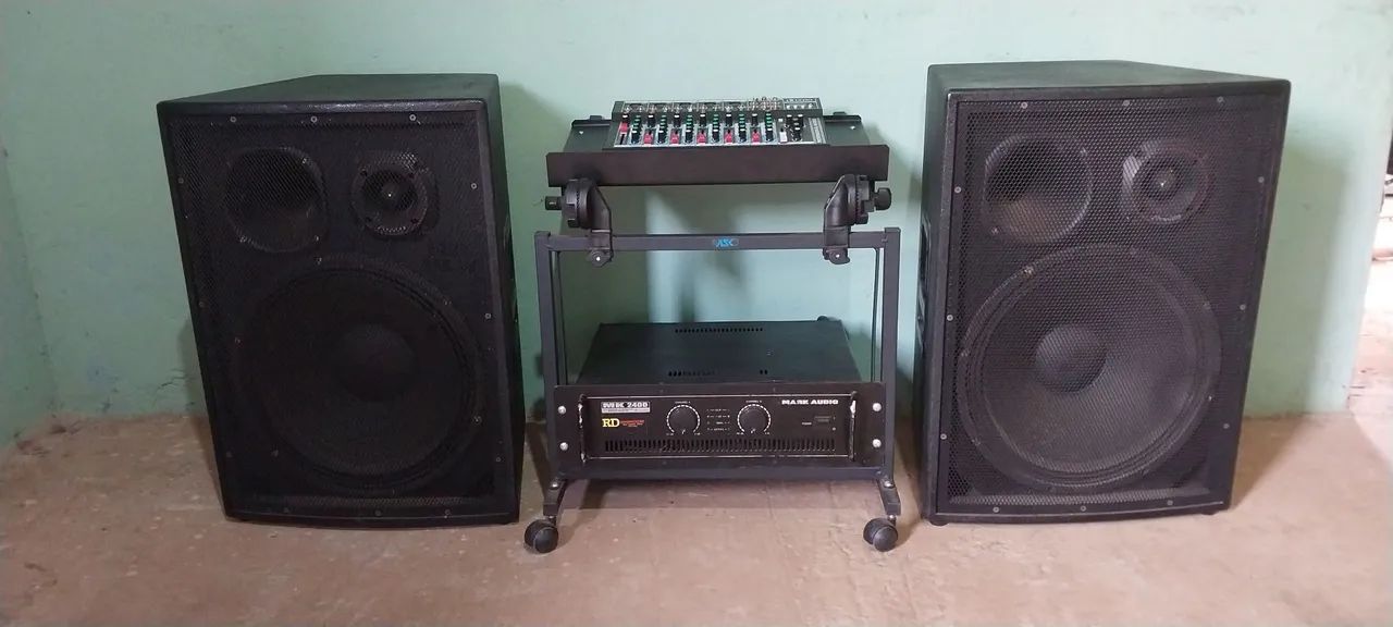 Som bom para bares igrejas caixas de15 polegadas novas mesa de som nova de 7 canais 