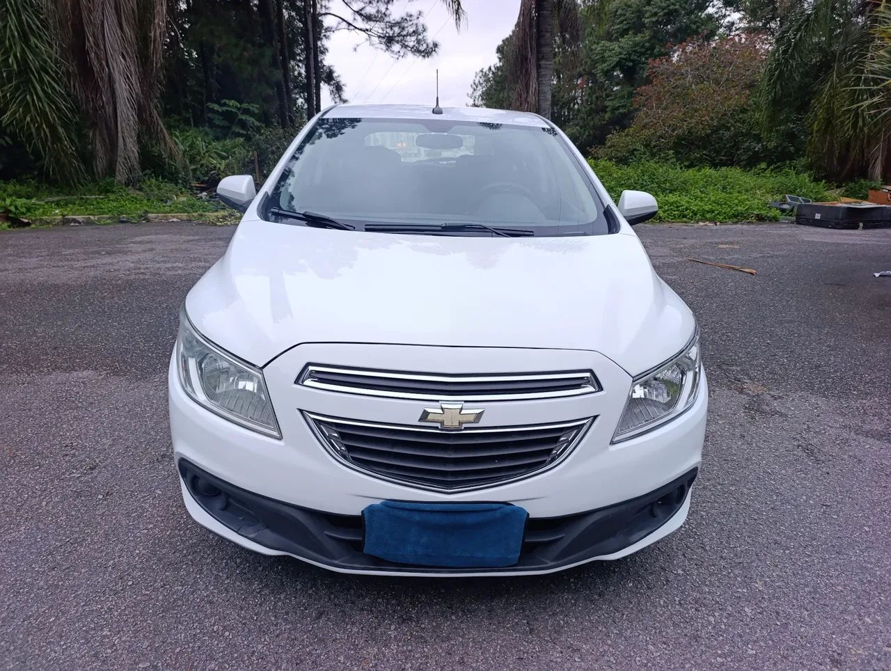 Chevrolet Onix Hatch LT 1.0 8V Flex Power Mec. 4P 2014 - Foto 5