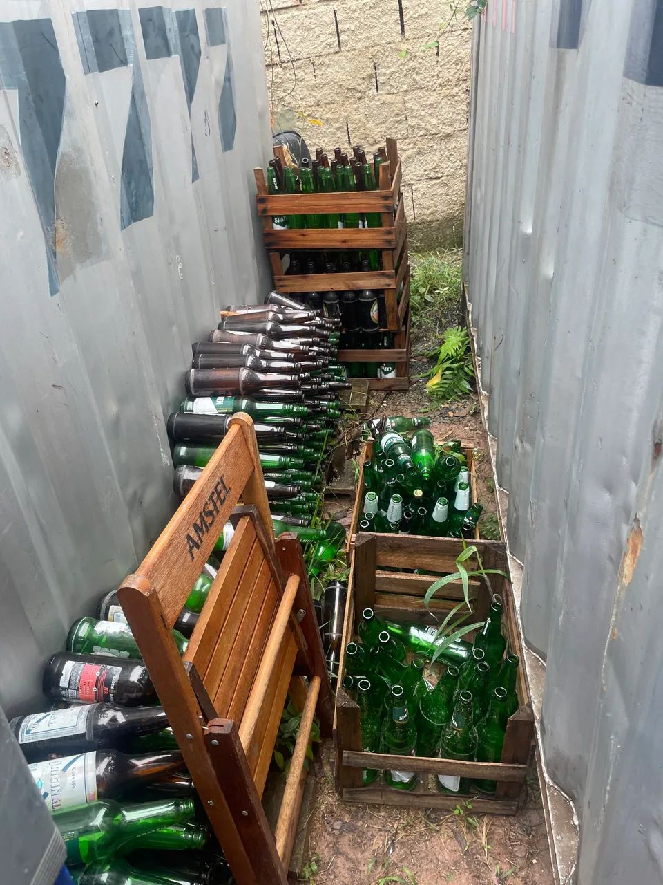 150  garrafas
