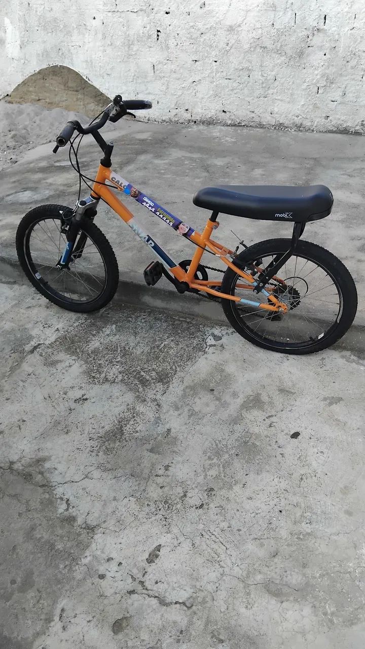  Vende-se uma Bicicleta aro 20 - Foto 5