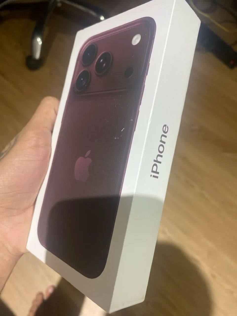 IPHONE 18 PRO 256gb (BORGONHA) - Foto 2