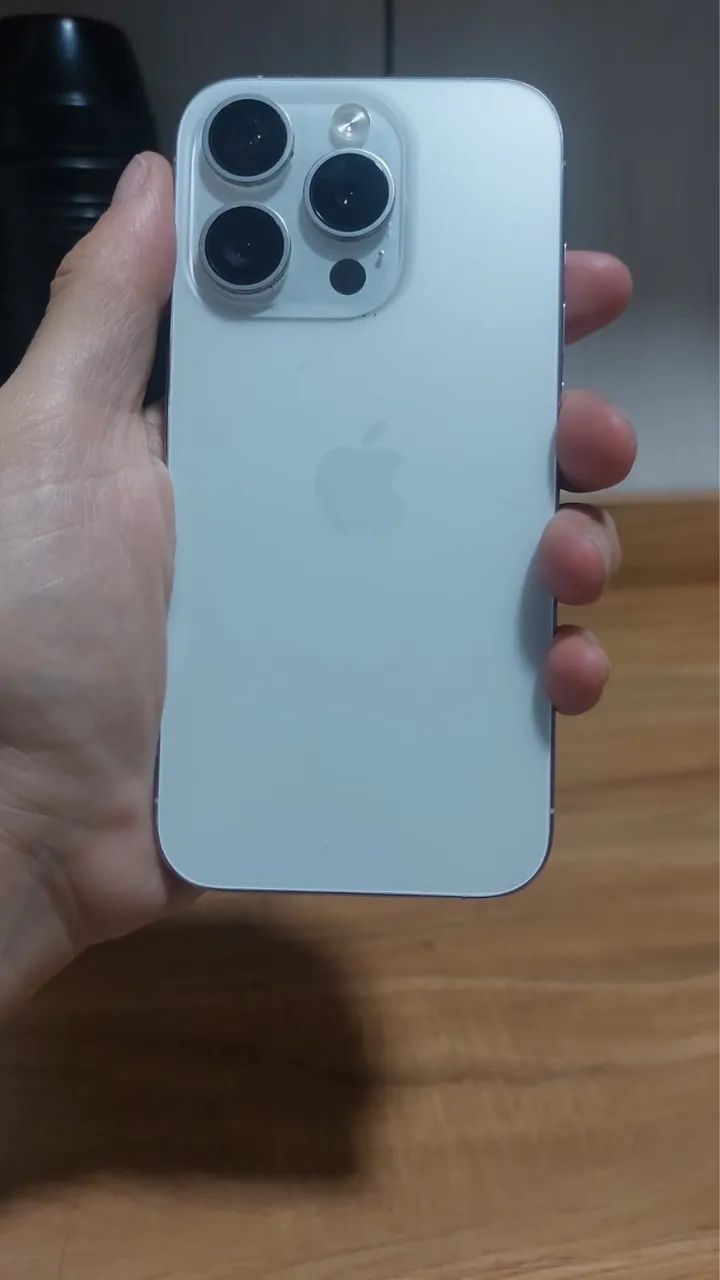 iPhone 15 pro - Foto 2