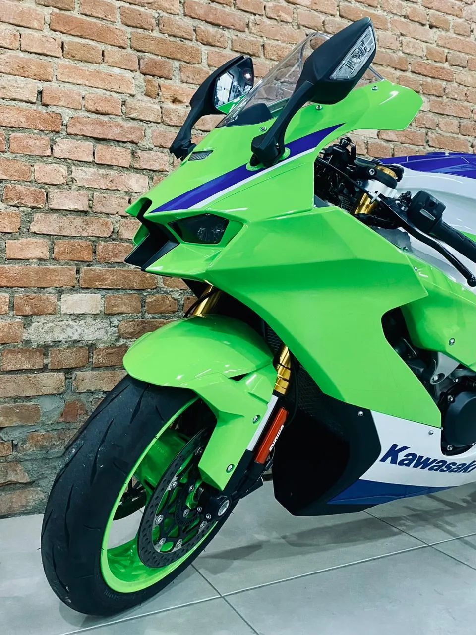 Kawasaki Zx-10/ Zx-10r 1000cc 2024 - 1484277357 | OLX