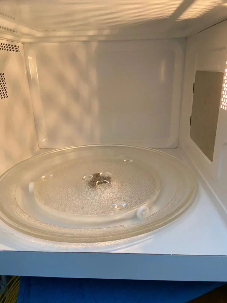 Microondas Electrolux 18L - Foto 5