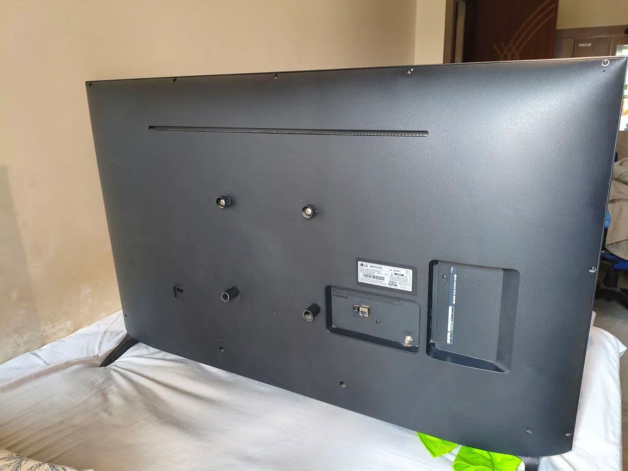  TV LG 50? 4K UHD ThinQ AI - COM  PLÁSTICOS E CAIXA! - Foto 3