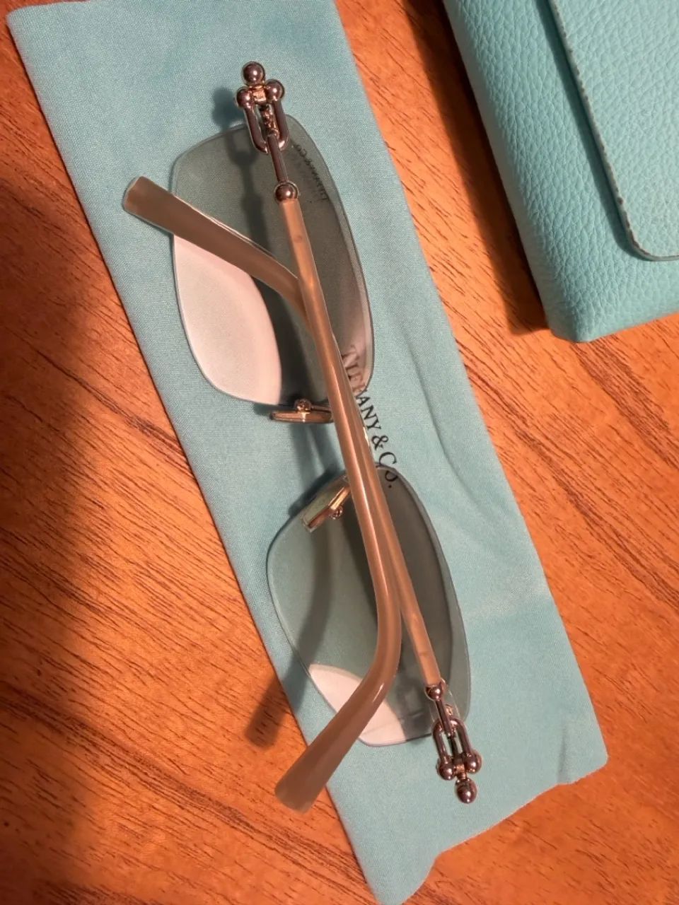 Óculos  Tiffany & Co (impecável)  - Foto 3
