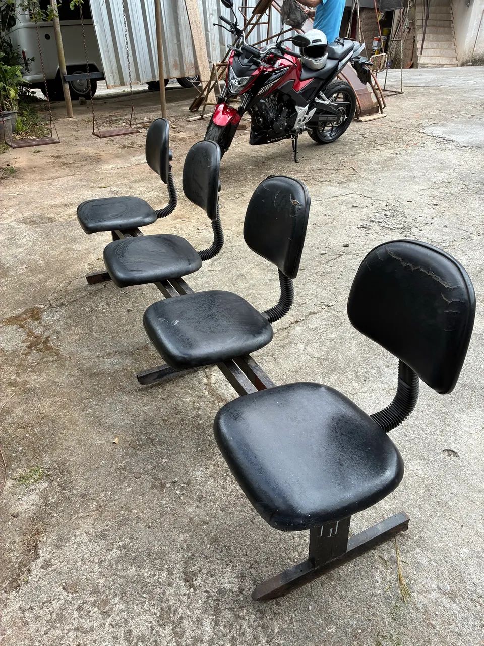 Cadeiras de espera - Foto 2