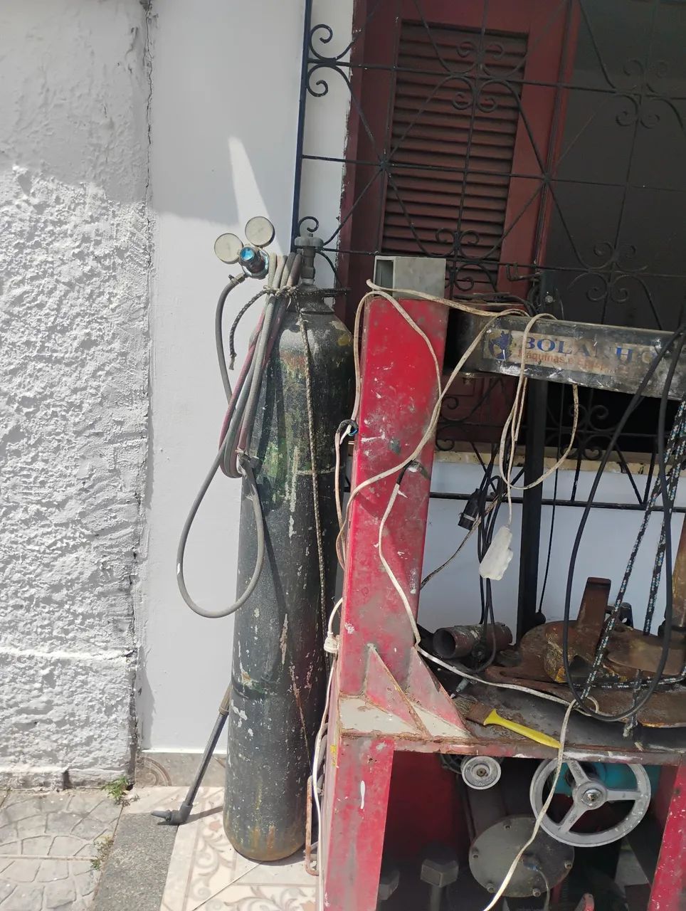 Borracharia completa máquinas e pneus 