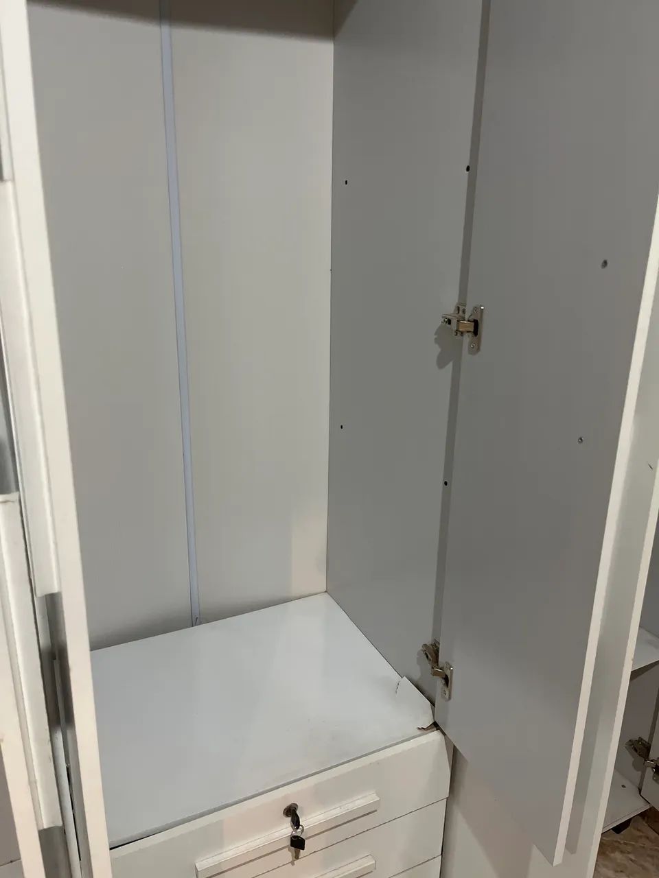 Guarda Roupa - Foto 2