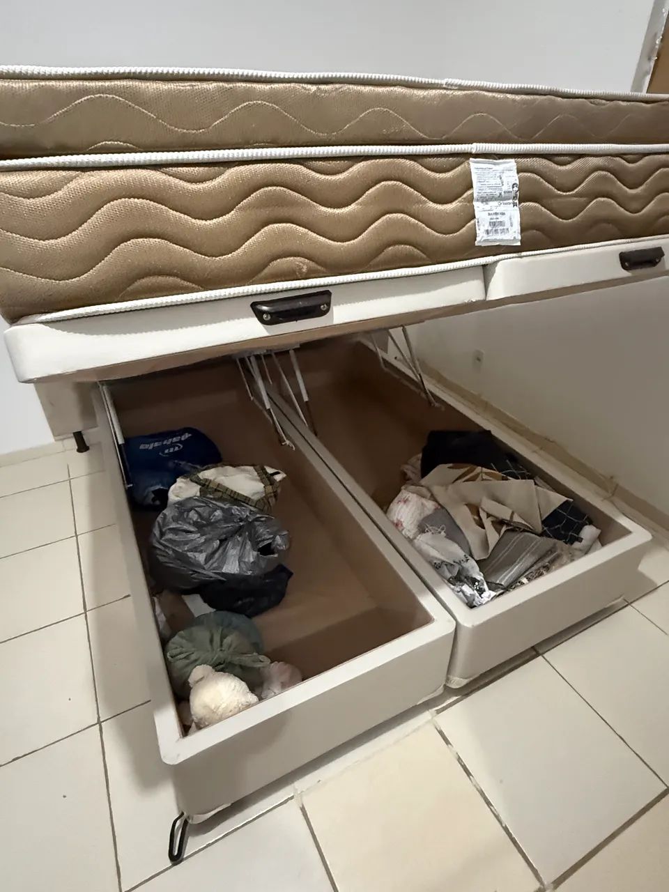 CAMA QUEEN - Foto 3