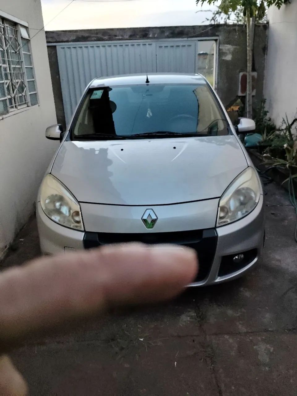 Renault Sandero EXPRESSION HI-FLEX 1.0 16V 5P 2013
