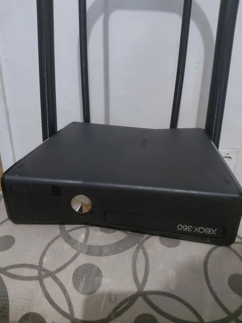 Dois Xbox 360 com kinect (sem controle) - Foto 2