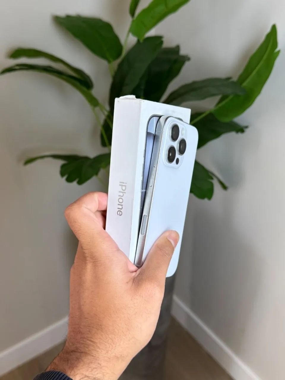 iPhone 16 Pro 128GB - Branco - Foto 3