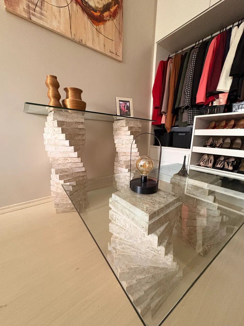 Mesa de centro e aparador conjunto